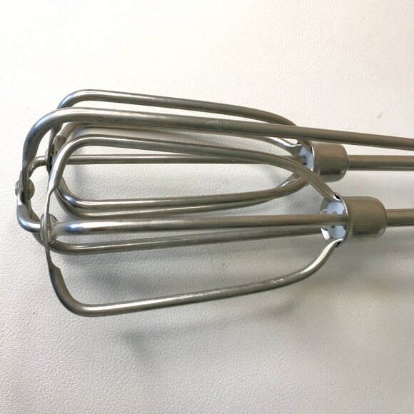 Classic Hand Crank Style EGG BEATER Stainless Steel Mixer 🧑‍🍳 - Picture 9 of 10